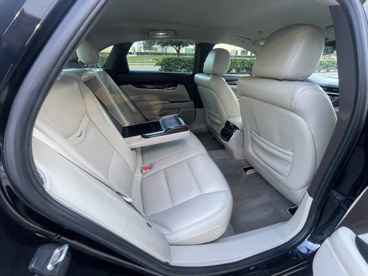 Used 2016 Cadillac XTS Luxury w/ Driver Awareness Package FWD image 21