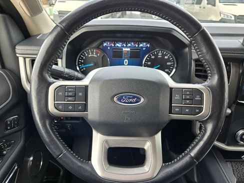 Used 2023 Ford Expedition Max XLT image 22