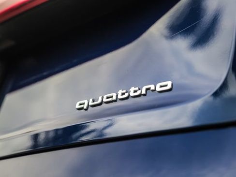 Used 2022 Audi e-tron Premium Plus AWD/4WD image 30