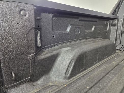 Used 2025 GMC Sierra EV Denali image 10