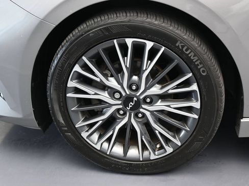 Used 2023 Kia Forte GT-Line w/ GT-Line Premium Package FWD image 31