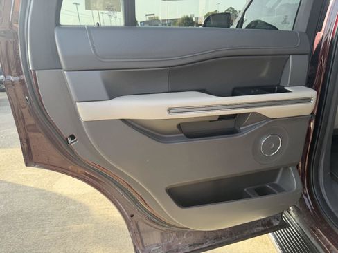 Certified 2020 Ford Expedition XLT w/ Equipment Group 202A RWD image 17
