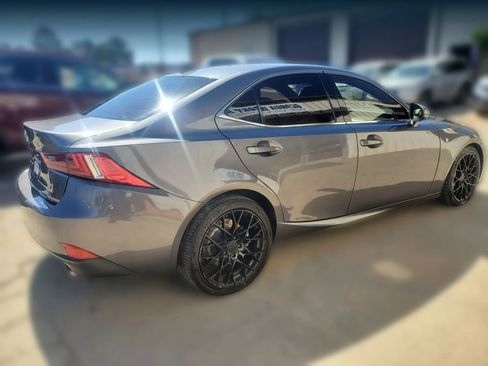Used 2016 Lexus IS 200t RWD image 12