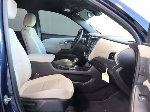 Certified 2023 Chevrolet Traverse LS w/ LPO, Cargo Package FWD image 20