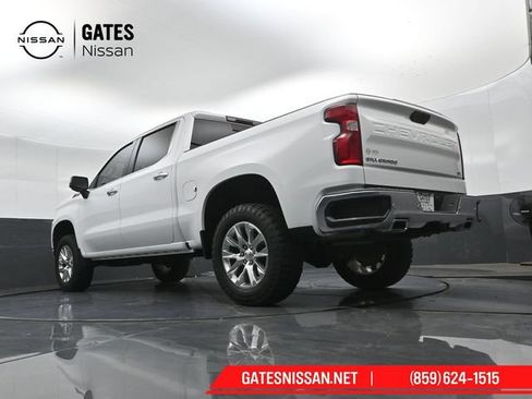 Used 2021 Chevrolet Silverado 1500 LTZ AWD/4WD image 43