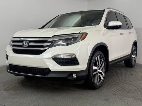 Used 2018 Honda Pilot Elite image 3