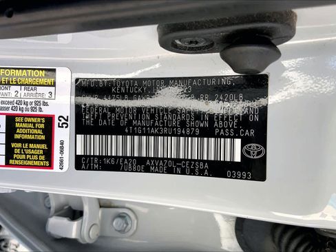 Used 2024 Toyota Camry SE image 33