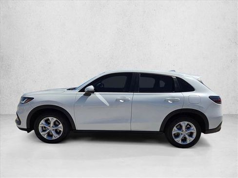 Used 2024 Honda HR-V LX image 9