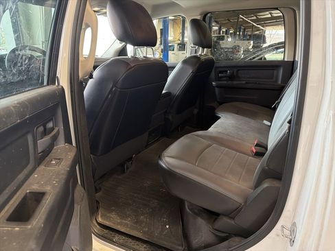 Used 2021 RAM 1500 Tradesman w/ Chrome Appearance Group image 6