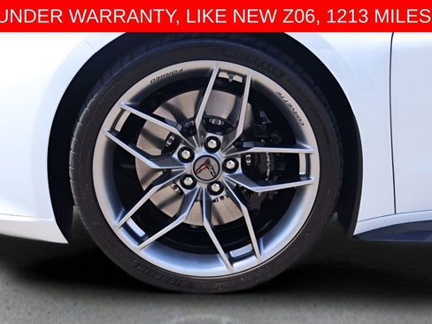 Used 2025 Chevrolet Corvette Z06 RWD image 26