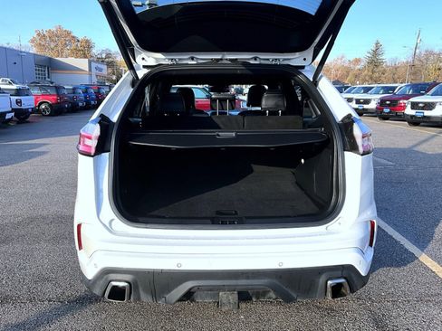 Used 2022 Ford Edge ST w/ Equipment Group 401A image 9