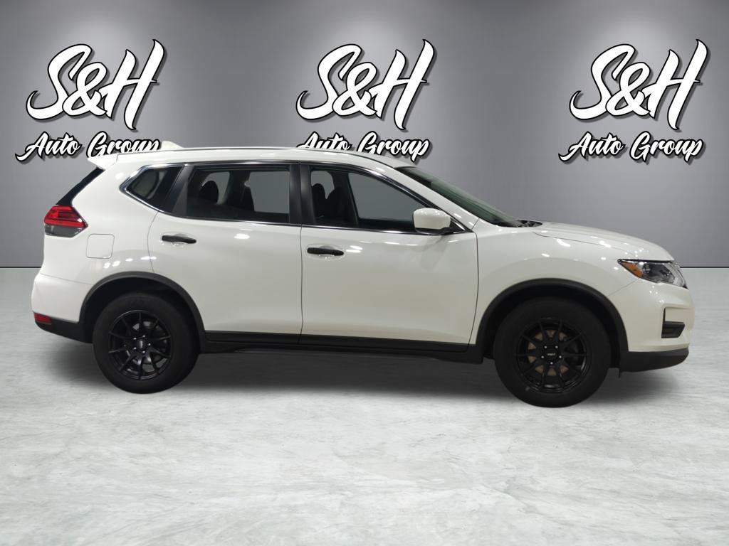 Used 2017 Nissan Rogue S AWD/4WD image 21