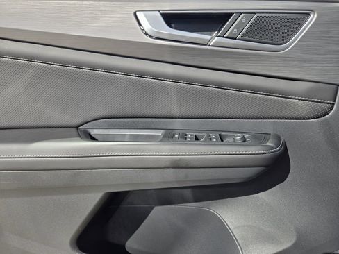 New 2026 Volkswagen Atlas Cross Sport SE FWD image 22