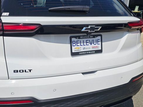 New 2027 Chevrolet Bolt LT FWD image 14