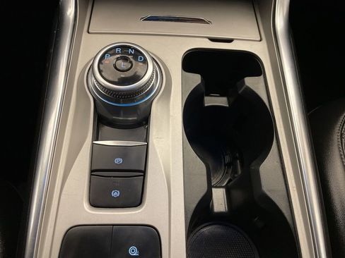 Used 2023 Ford Explorer XLT w/ Equipment Group 202A image 14