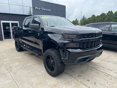 Used 2020 Chevrolet Silverado 1500 Custom w/ Custom Value Package AWD/4WD image 1