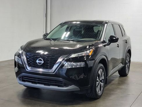 Used 2022 Nissan Rogue SV AWD/4WD image 2