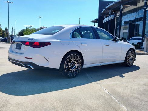New 2026 Mercedes-Benz E 350 Sedan image 4