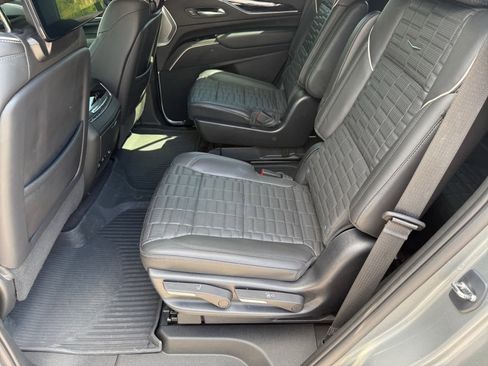 Used 2023 Cadillac Escalade V image 11