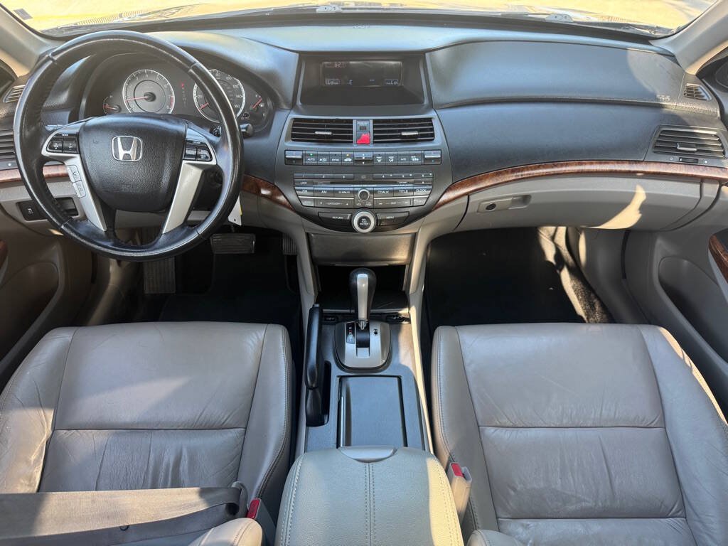 Used 2011 Honda Accord EX-L image 17