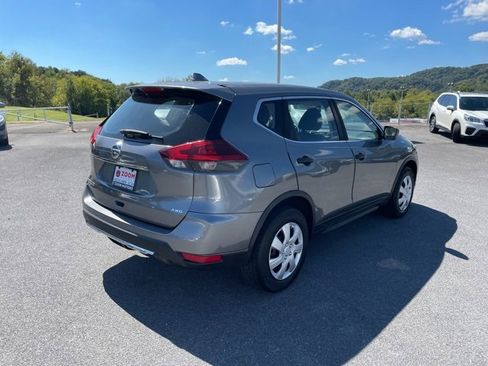 Used 2018 Nissan Rogue S image 8