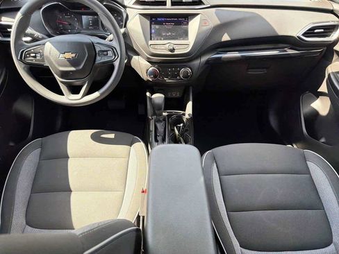 Used 2023 Chevrolet TrailBlazer LT image 11