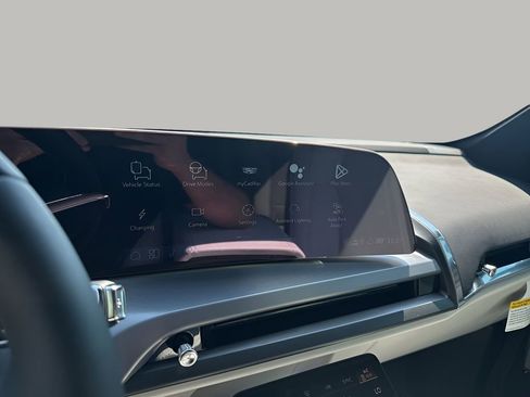 New 2026 Cadillac Vistiq Luxury image 30