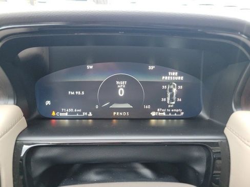 Used 2021 Lincoln Nautilus Reserve image 30