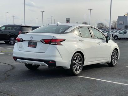 New 2025 Nissan Versa SV w/ Trunk Package