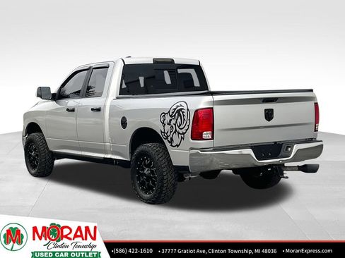 Used 2018 RAM 1500 Classic SLT image 4
