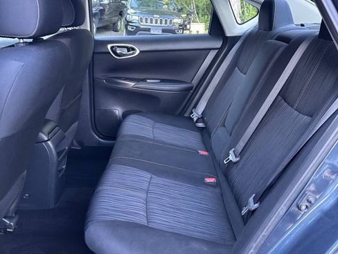 Used 2016 Nissan Sentra SV FWD image 9