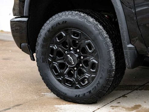 Used 2024 Chevrolet Silverado 2500 LTZ w/ LTZ Plus Package AWD/4WD image 60