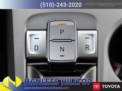 Used 2023 Hyundai Kona SE image 21