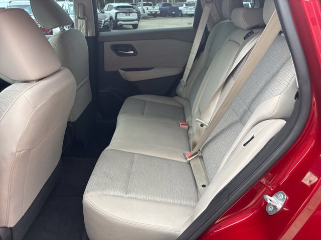 Used 2023 Nissan Rogue SV FWD image 15