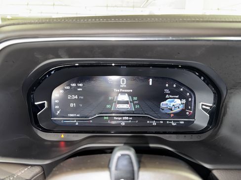 Used 2024 GMC Yukon Denali w/ Advanced Technology Package image 28