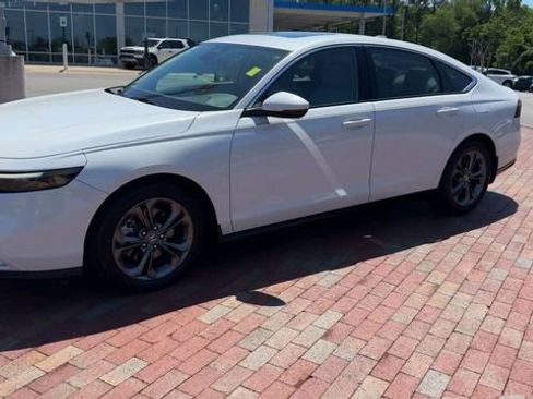 Used 2023 Honda Accord EX-L image 7