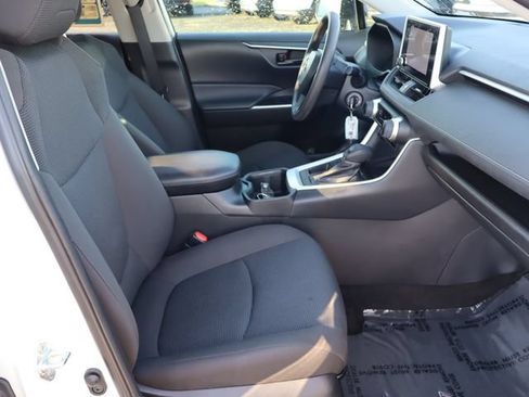Used 2023 Toyota RAV4 LE FWD image 38