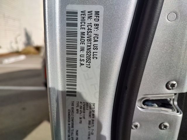 Used 2022 Jeep Wagoneer Series II w/ Flexible Seating Group AWD/4WD image 35