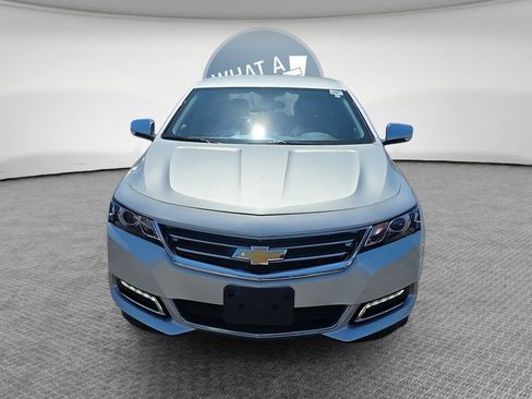 Used 2018 Chevrolet Impala Premier FWD image 9