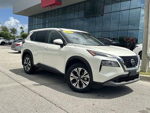 Certified 2023 Nissan Rogue SV FWD image 3