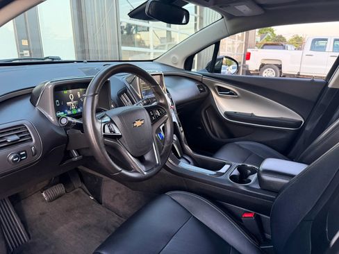 Used 2015 Chevrolet Volt Premium w/ Premium Trim Package FWD image 15