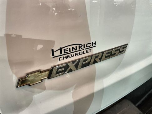 Used 2023 Chevrolet Express 2500 w/ Driver Convenience Package image 26