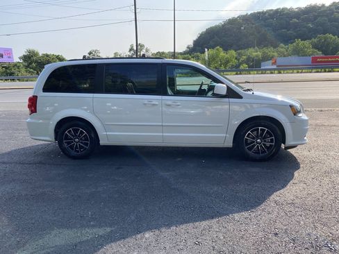Used 2017 Dodge Grand Caravan GT FWD image 5