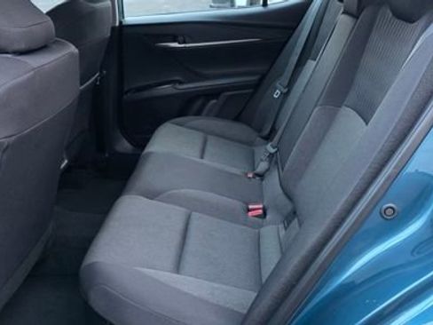 Used 2025 Toyota Camry LE image 11