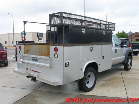 Used 2016 Ford F550 4x4 SuperCab Super Duty image 31