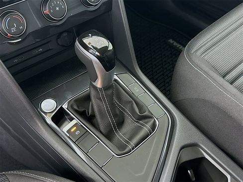 Used 2024 Volkswagen Tiguan S image 22