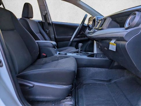 Used 2017 Toyota RAV4 LE w/ All Weather Liner Package FWD image 18