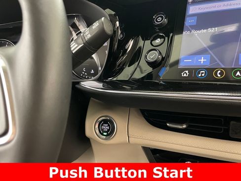 Used 2021 Buick Envision Essence w/ Technology Package I FWD image 6
