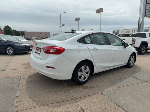 Used 2016 Chevrolet Cruze LS FWD image 6