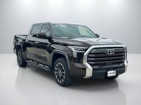 Used 2024 Toyota Tundra Limited AWD/4WD image 3
